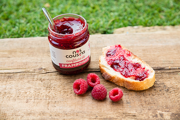 Pour le petit-déjeuner, le goûter ou les plaisirs gourmands, tartinez une confiture artisanale